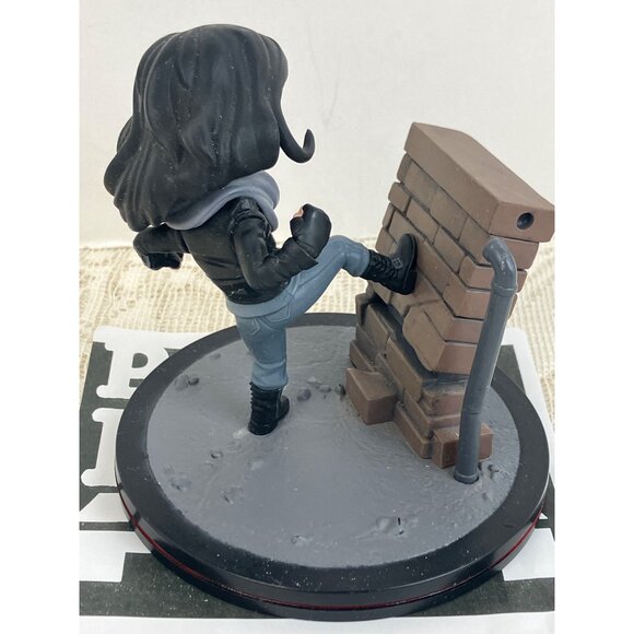 Marvel: Jessica Jones Q-Fig Figure Loose - Picture 3 of 10